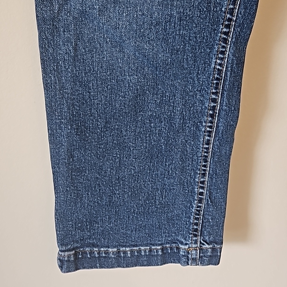 🎯 Gap Bootcut Capri Jeans Size 8 - Picture 4 of 5